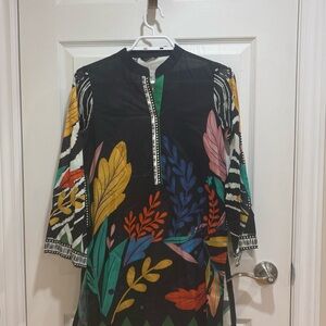Colorful Patterned Dress with 3/4 Sleeves